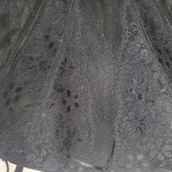 Bustier Lace Corset || Medium || EUC - Picture 6 of 10
